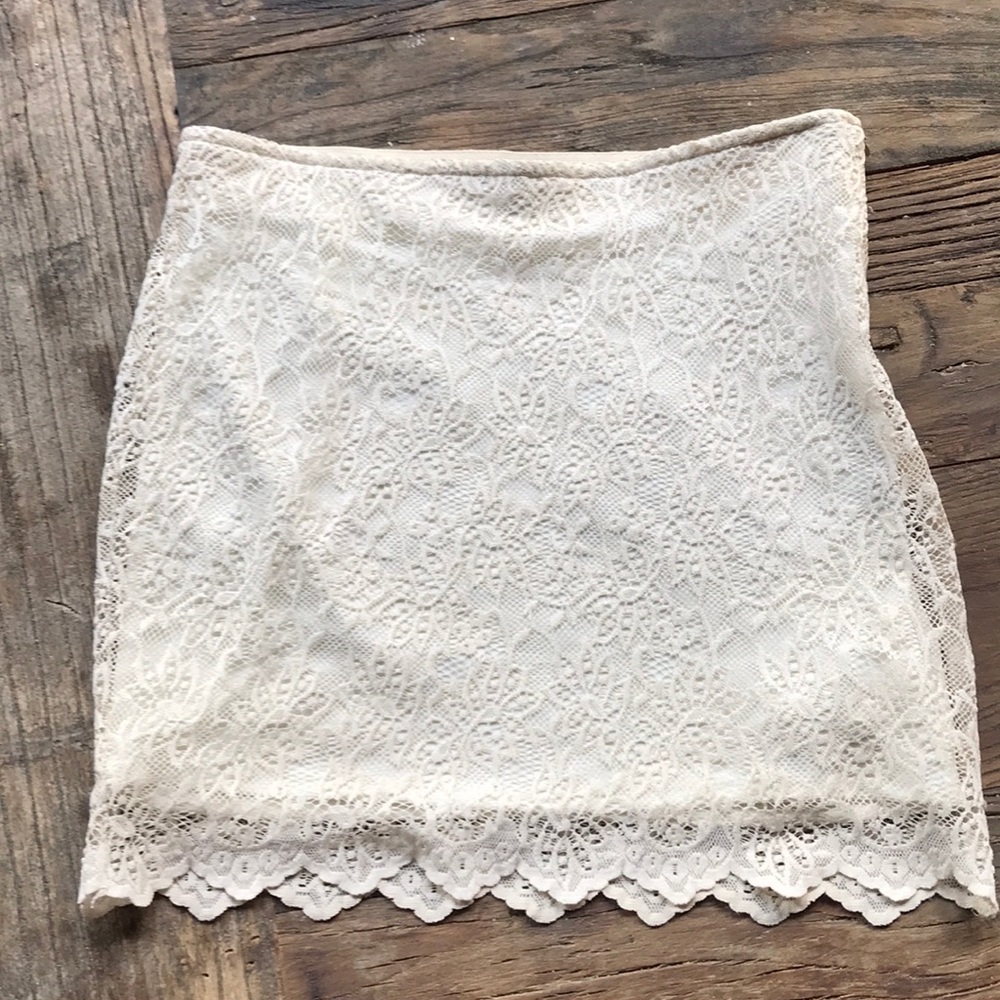 Zara cream lace skirt